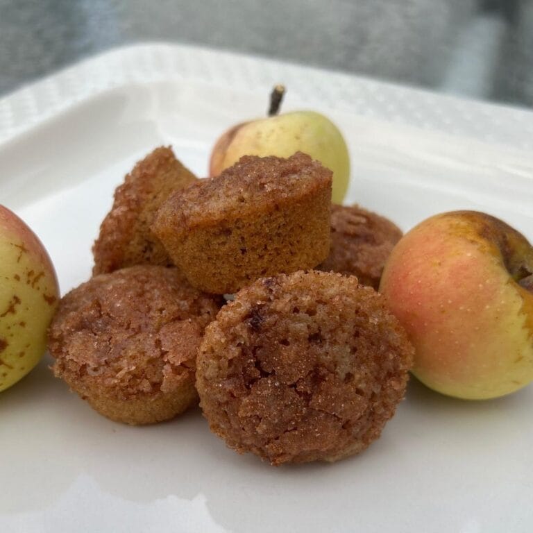 Apple Cider Mini Muffins Featured Image
