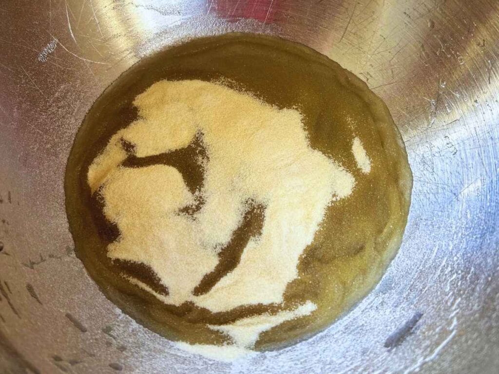 gelatin blooming in water